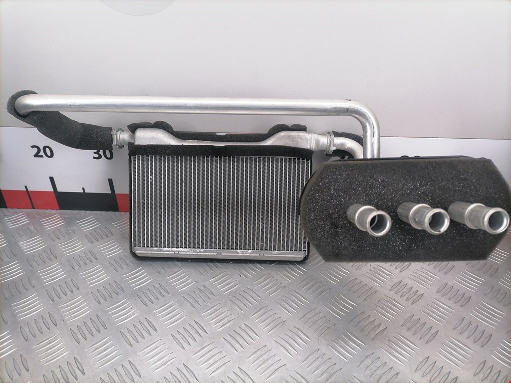 Радиатор отопителя (печки) BMW 5er 5 серия F10/F11/F07 2009-2017