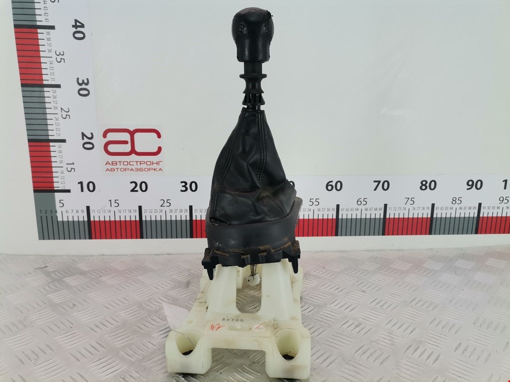 Кулиса (селектор) АКПП/МКПП в салоне CITROEN C-Crosser 2007-2013