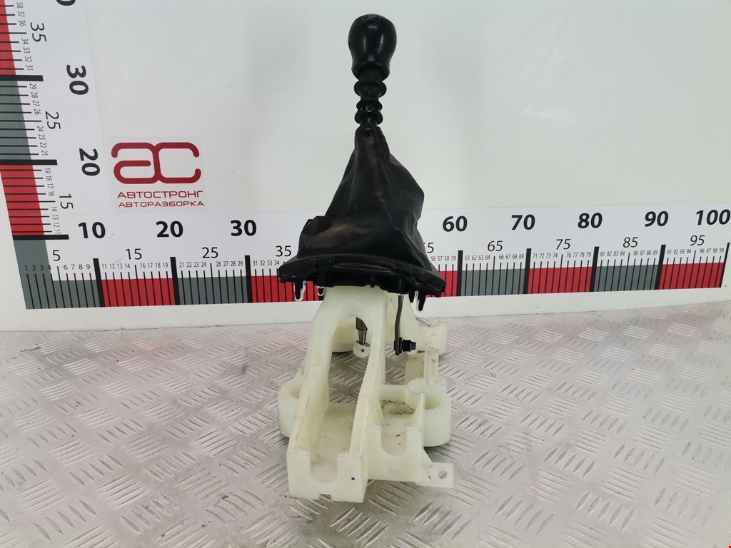 Кулиса (селектор) АКПП/МКПП в салоне CITROEN C-Crosser 2007-2013