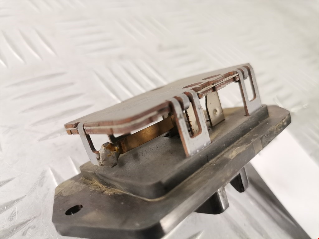 Резистор отопителя (сопротивление печки) TOYOTA Yaris II XP50 2005-2011