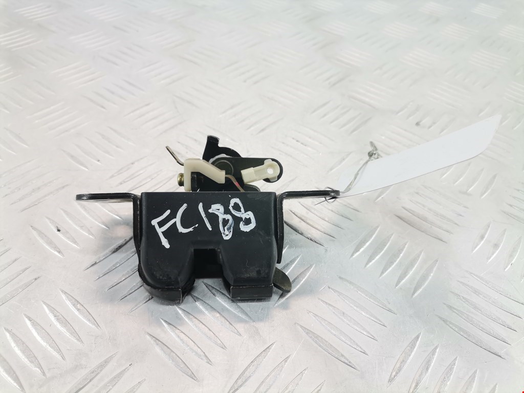 Замок багажника (крышки двери) HYUNDAI Accent II +ТАГАЗ 2000-2012