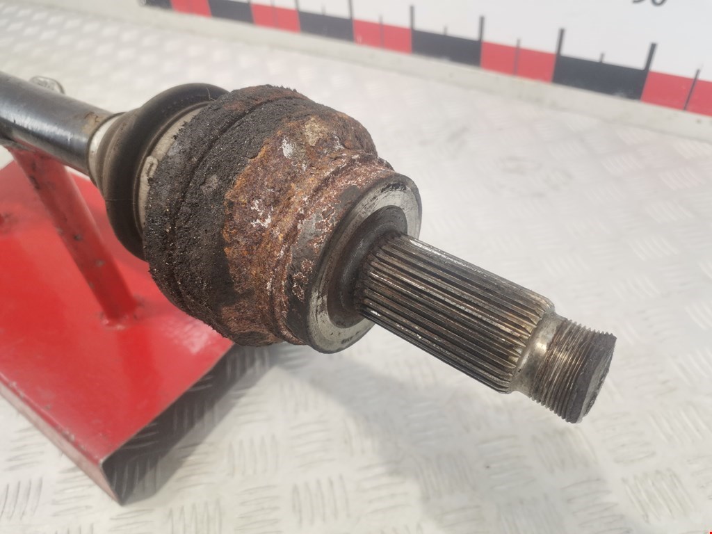 Полуось (привод, приводной вал) задняя правая BMW X5 E70 2007-2013