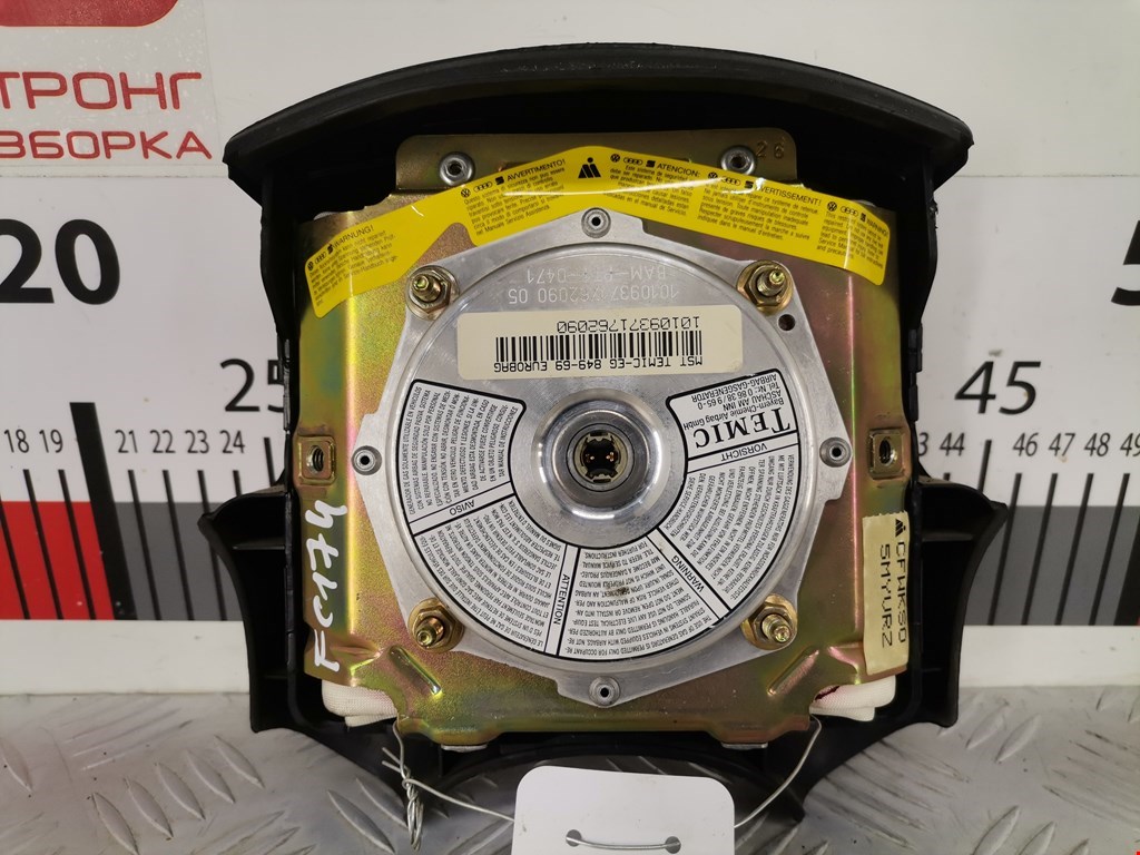 Подушка безопасности в рулевое колесо VOLKSWAGEN Golf III 1991-1997