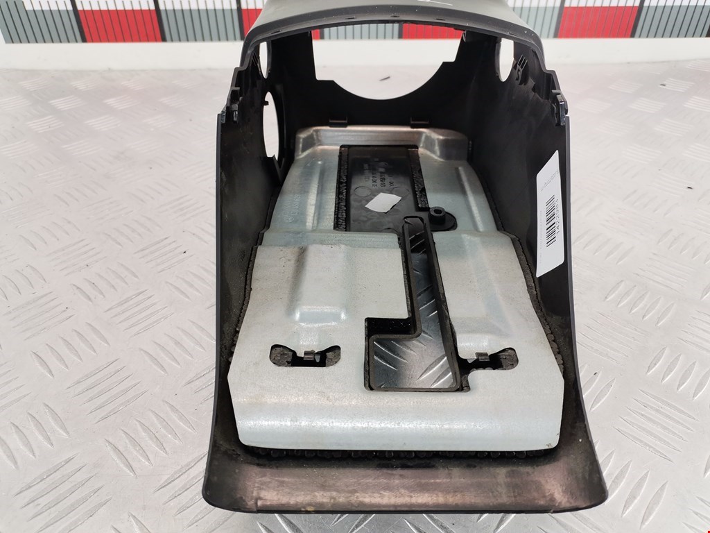 Кожух рулевой колонки SKODA Octavia A5 1Z- 2004-2013