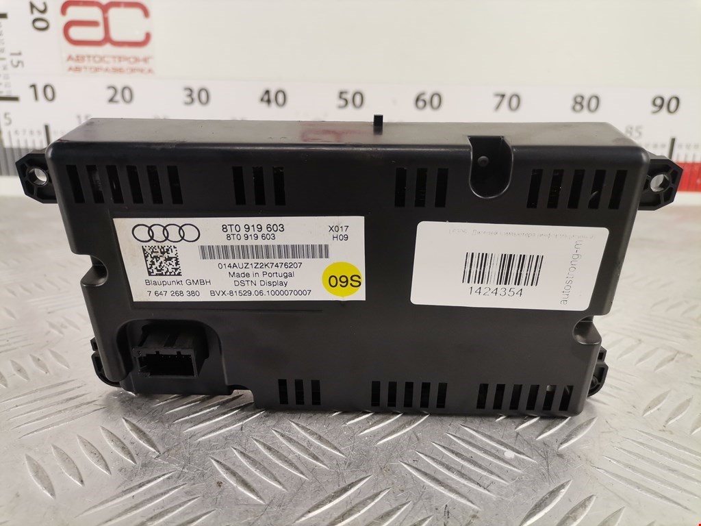 Дисплей информационный (компьютера) AUDI A4 B8 2007-2015