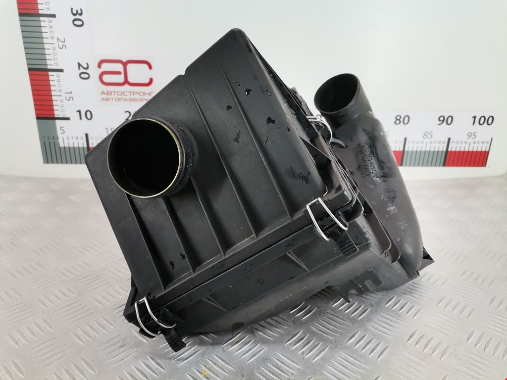 Корпус воздушного фильтра MERCEDES-BENZ C-Class C-klasse W202 1993-2000