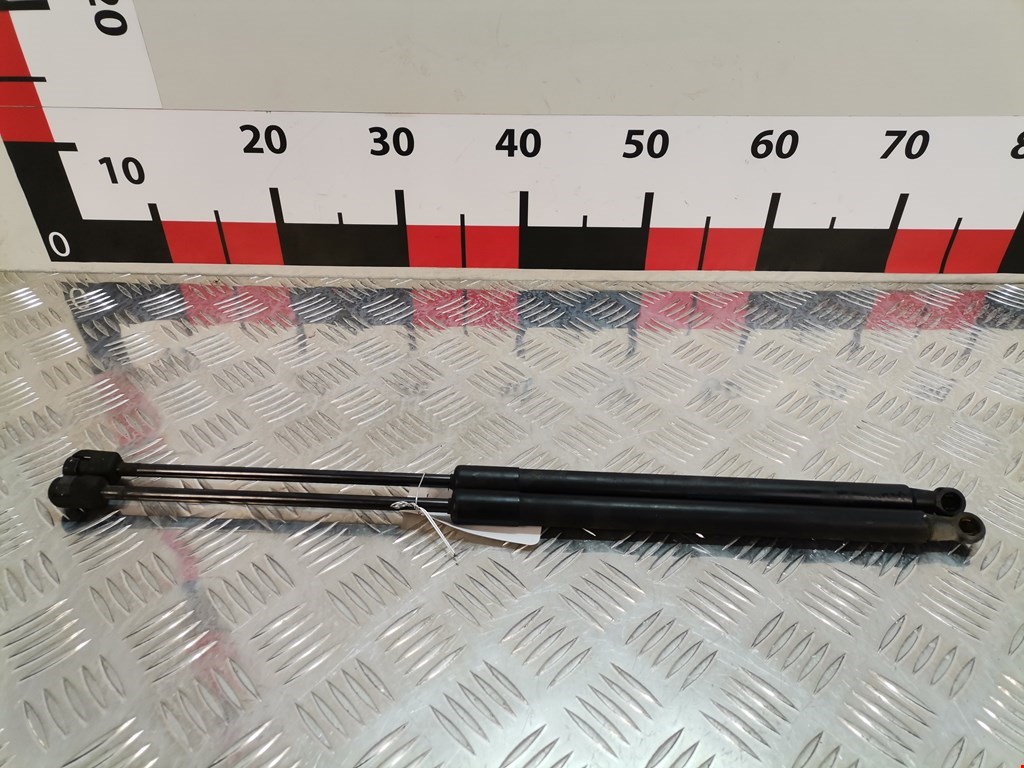 Амортизатор крышки (двери) багажника SKODA Fabia MK2 5J 2007-2014