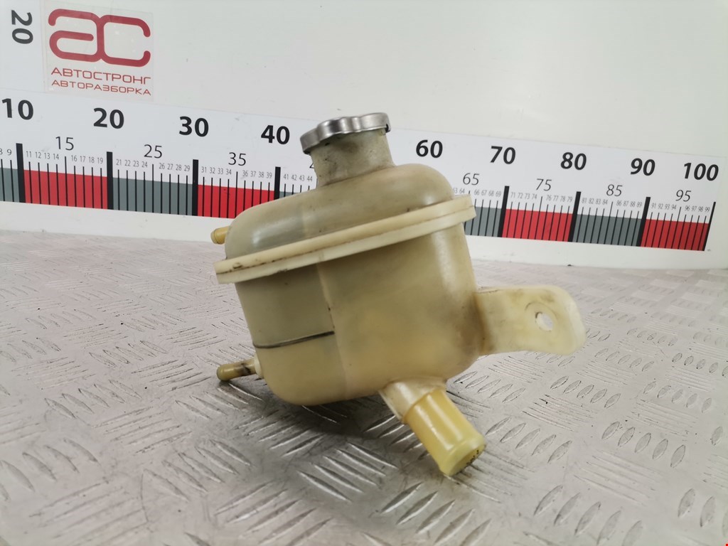 Бачок расширительный HYUNDAI i30 2007-2012