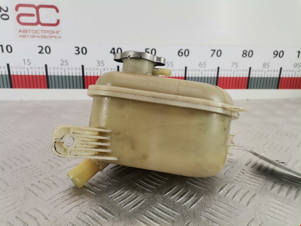 Бачок расширительный HYUNDAI i30 2007-2012