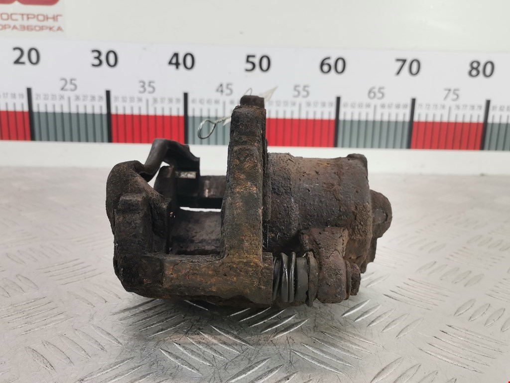 Суппорт передний левый OPEL Corsa D 2006-2014