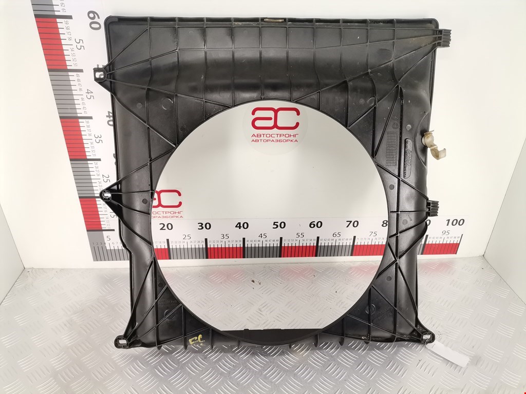 Диффузор (кожух) вентилятора IVECO Daily V 2011-2014