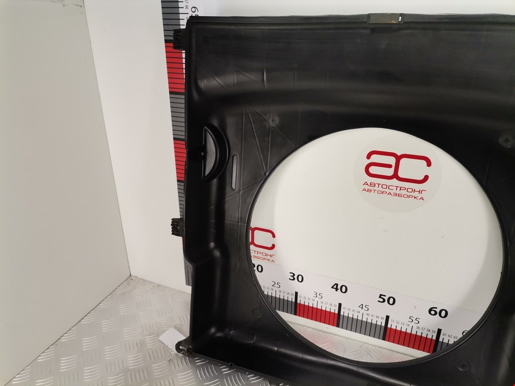 Диффузор (кожух) вентилятора IVECO Daily V 2011-2014