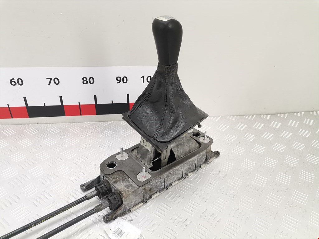 Кулиса (селектор) АКПП/МКПП в салоне SKODA Octavia A5 1Z- 2004-2013