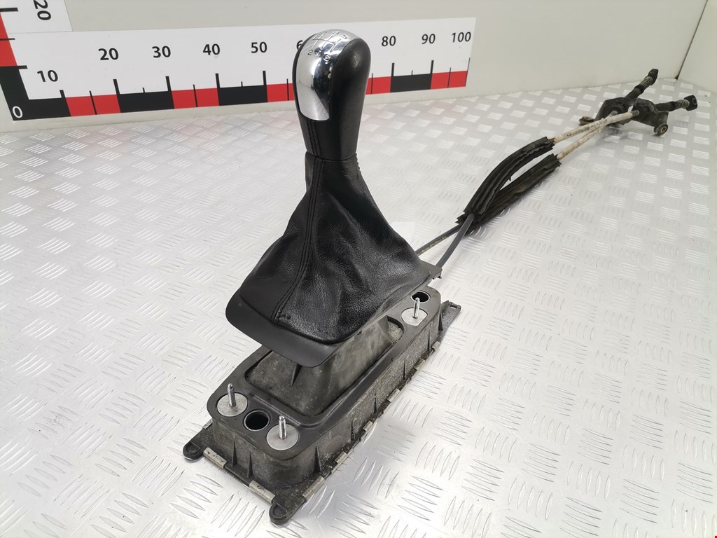 Кулиса (селектор) АКПП/МКПП в салоне SKODA Octavia A5 1Z- 2004-2013