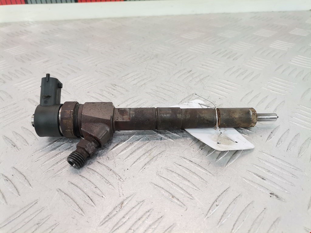 Форсунка дизельная электрическая OPEL Insignia 2008-2017