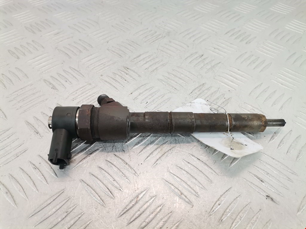 Форсунка дизельная электрическая OPEL Insignia 2008-2017