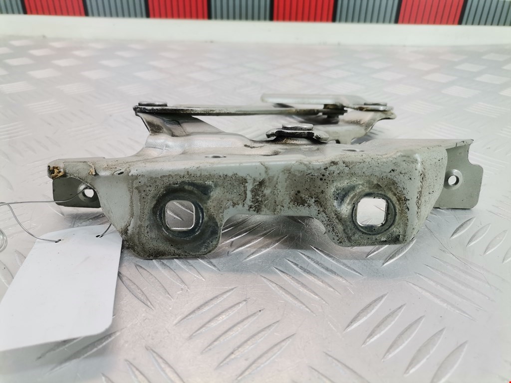 Петля капота левая/правая MERCEDES-BENZ A-Class W169 2004-2012