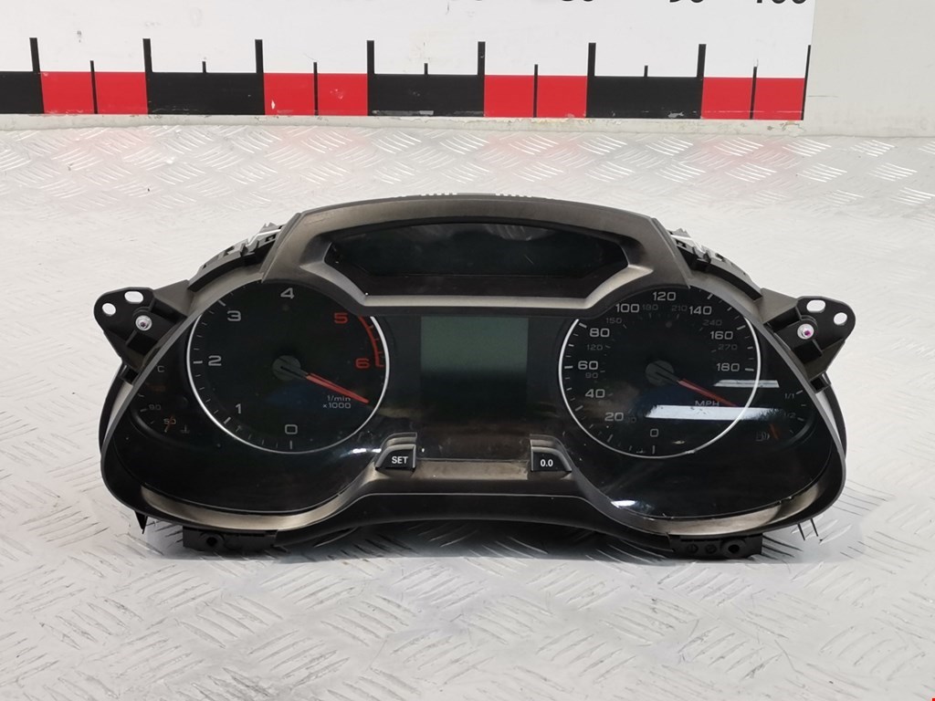 Панель приборов (щиток) AUDI A4 B8 2007-2015