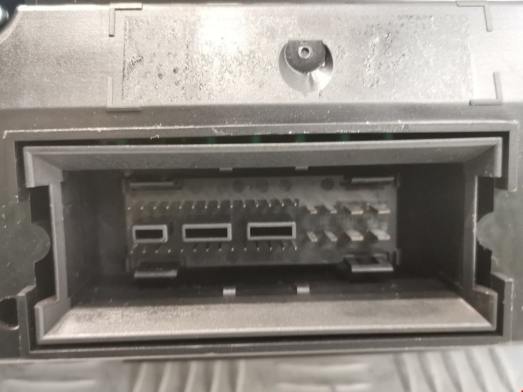 Панель приборов (щиток) VOLKSWAGEN Passat B6 2005-2011