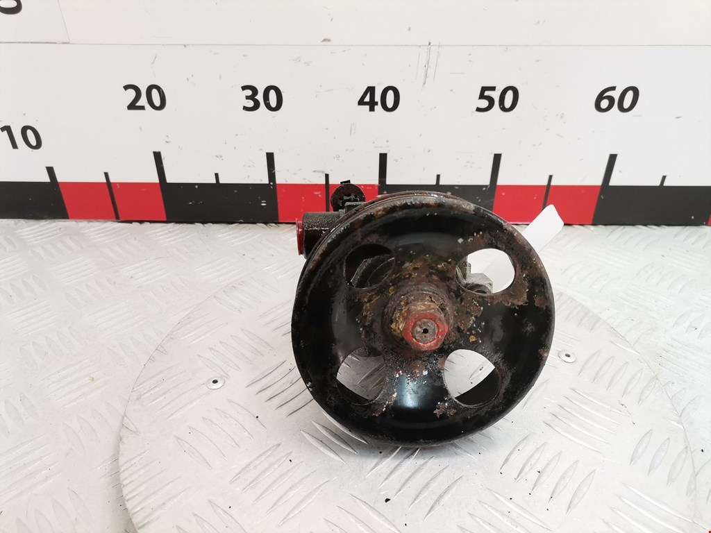 Насос гидроусилителя руля (ГУР) KIA Magentis 2006-2010