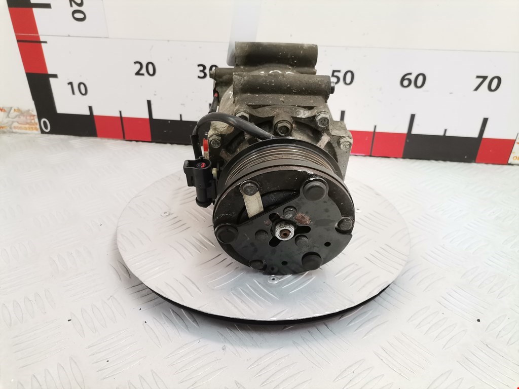 Компрессор кондиционера (системы кондиционирования) FORD Fiesta 2001-2008