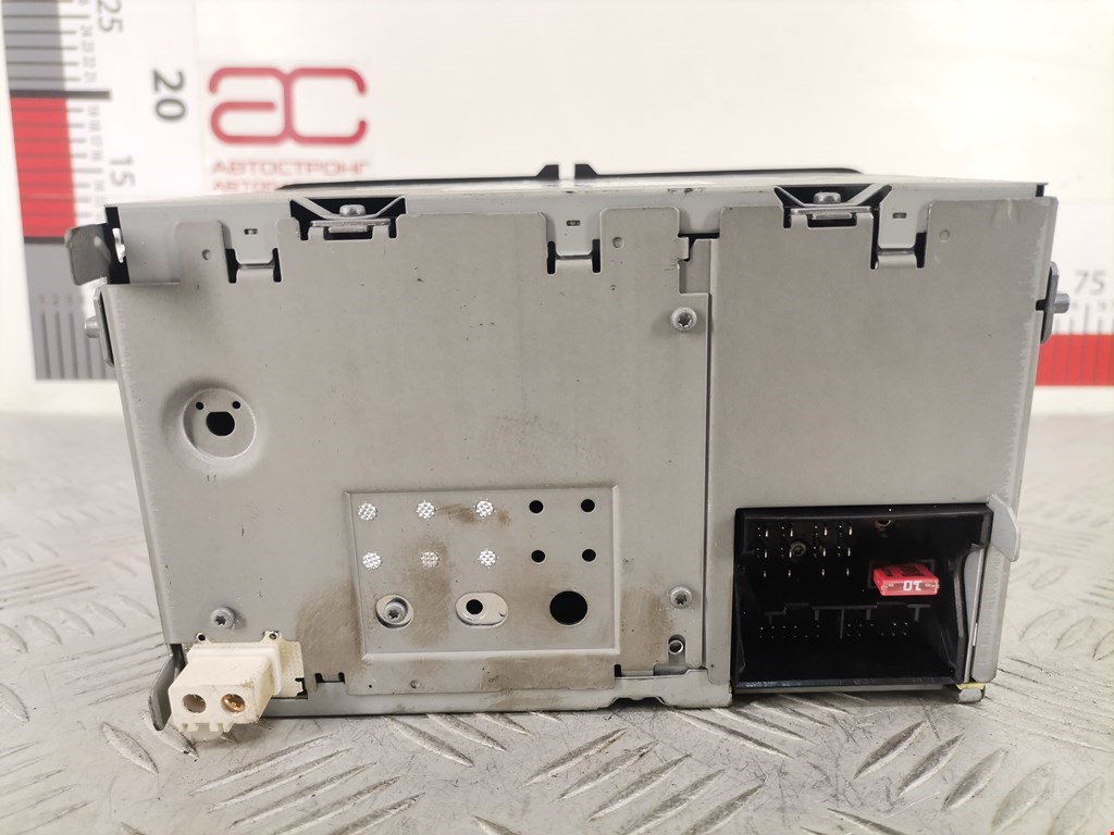 Магнитола VOLKSWAGEN Passat B6 2005-2011