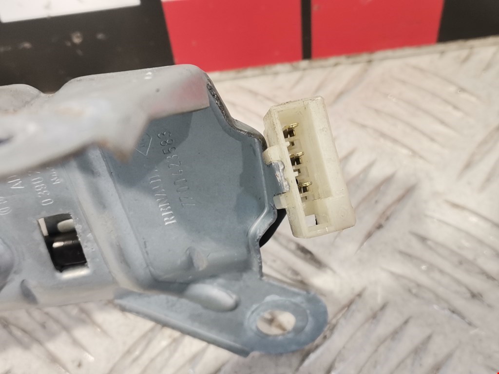 Моторчик стеклоочистителя задний RENAULT Laguna 1993-2000