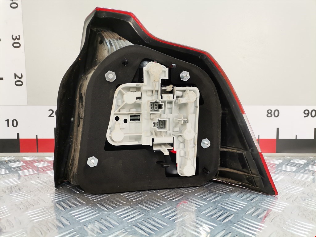 Фонарь задний левый VOLVO S40 II 2003-2012