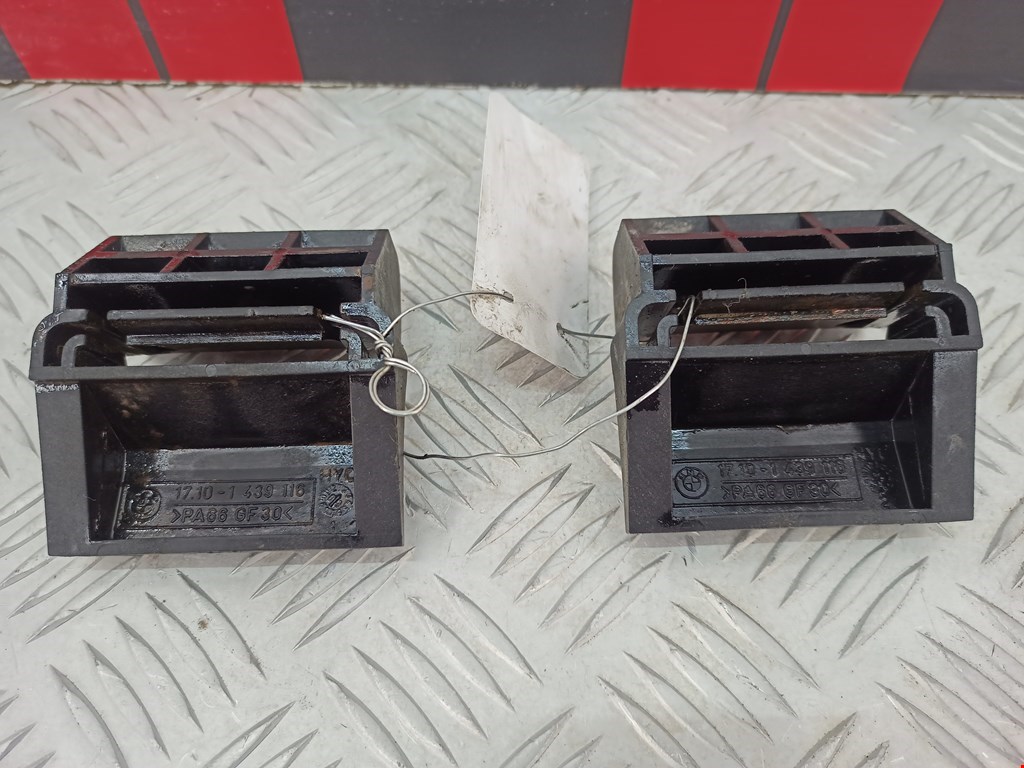 Кронштейн (крепление) радиатора BMW X5 E53 1999-2006