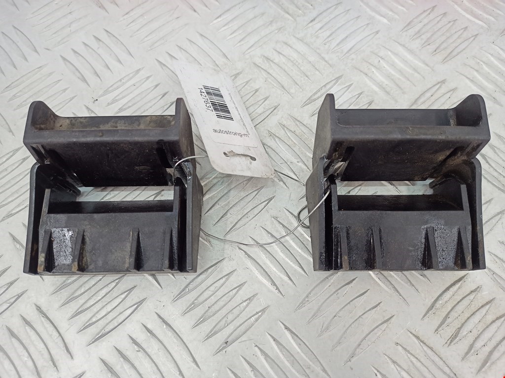 Кронштейн (крепление) радиатора BMW X5 E53 1999-2006