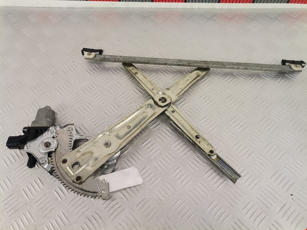 Стеклоподъемник передний правый MITSUBISHI ASX 2010-н.в.