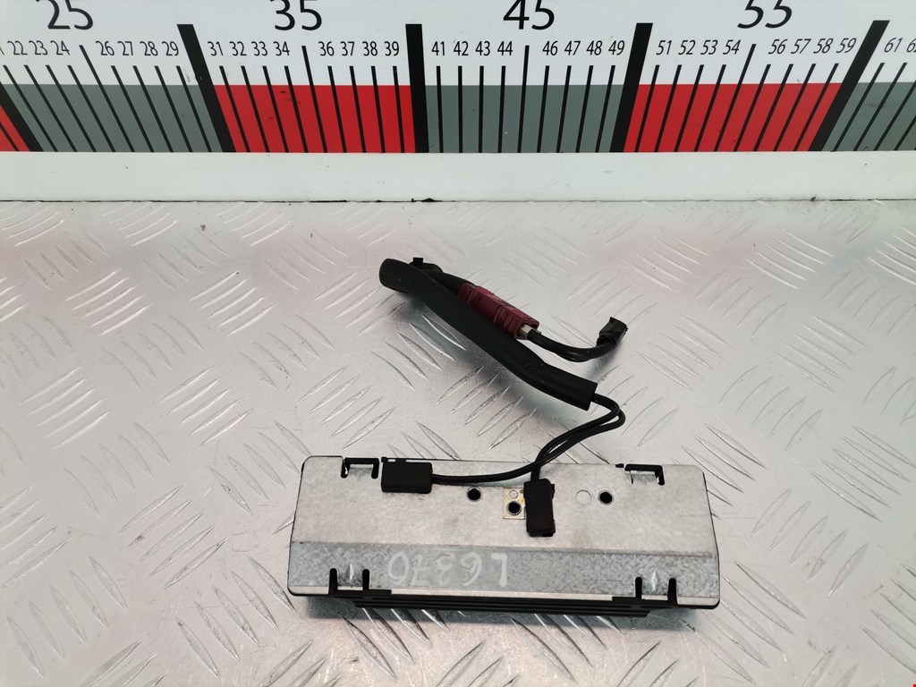 Усилитель антенны PEUGEOT 407 2004-2010