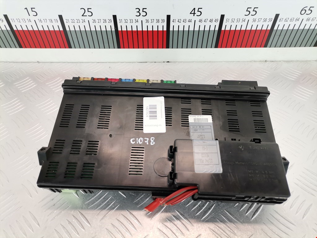 Датчик уровня в бачок омывателя BMW X5 E53 1999-2006