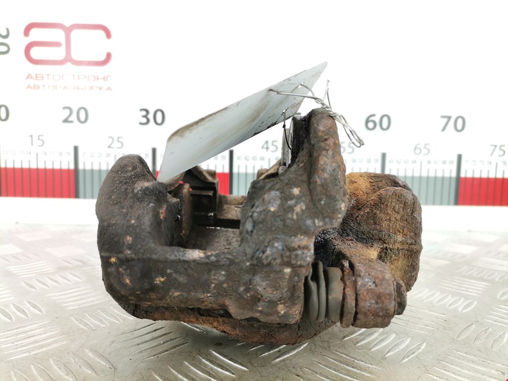 Суппорт передний правый PEUGEOT 308 2007-2015