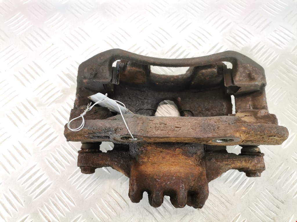 Суппорт передний правый PEUGEOT 308 2007-2015