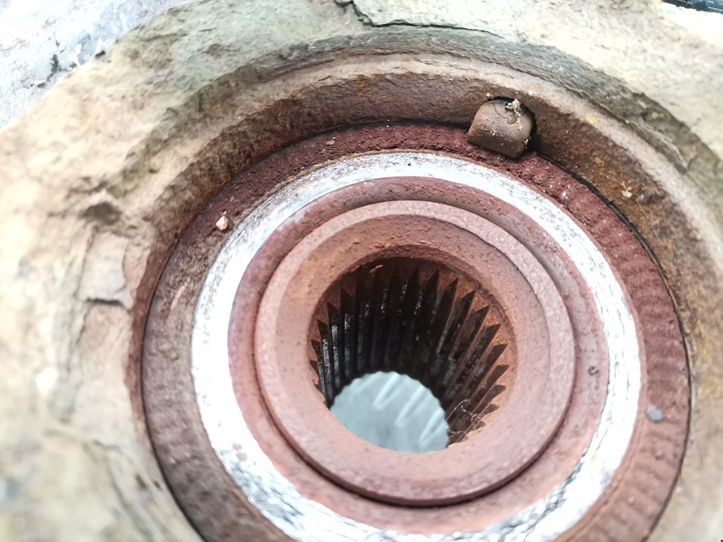 Ступица передняя левая CITROEN C-Crosser 2007-2013