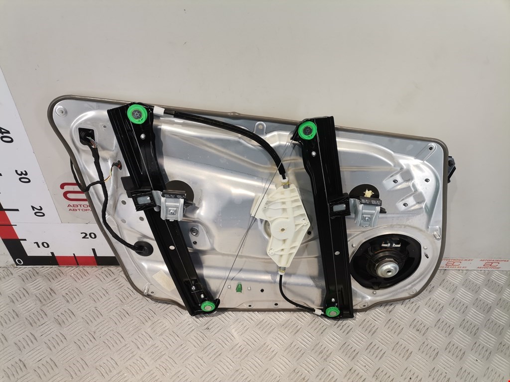 Стеклоподъемник передний правый MERCEDES-BENZ C-Class C-klasse W204 2007-2015