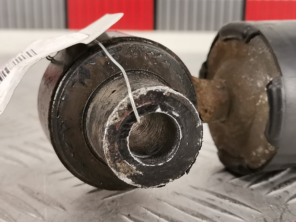 Амортизатор задний левый VOLVO V70 II 2000-2007