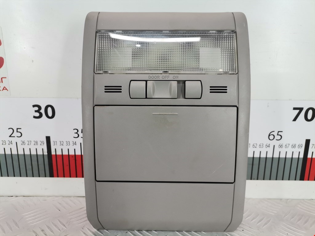 Плафон салонный (салона фонарь) TOYOTA Prius II XW20 2003-2012