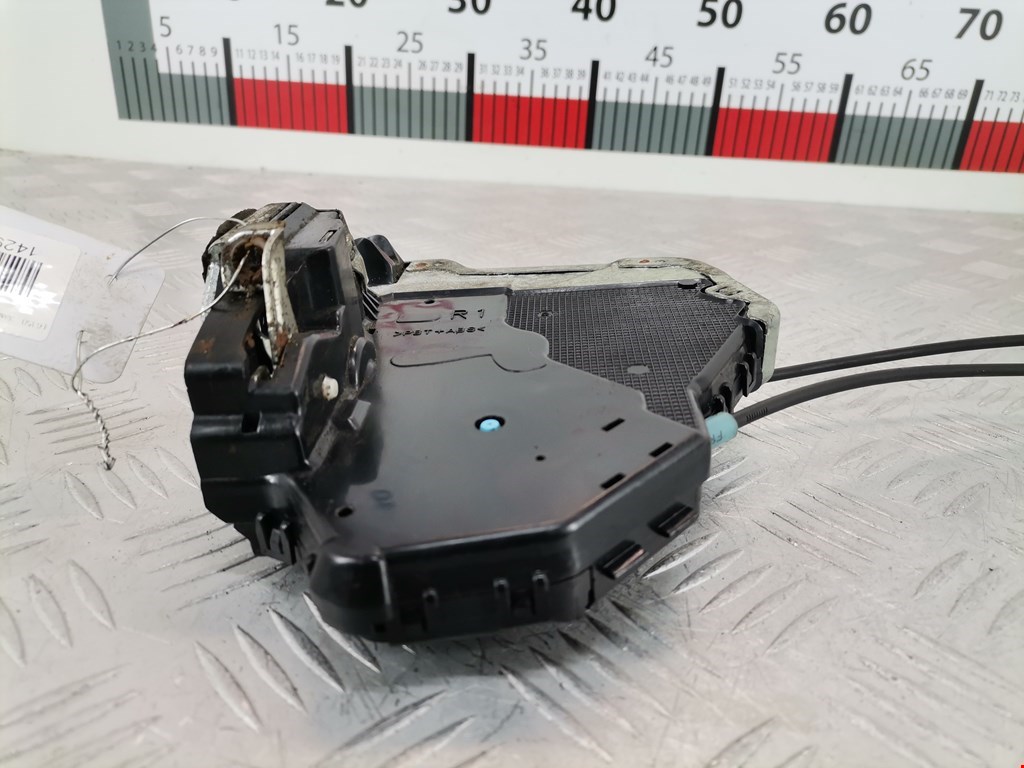 Замок двери передней правой SUZUKI Grand Vitara 2005-2015