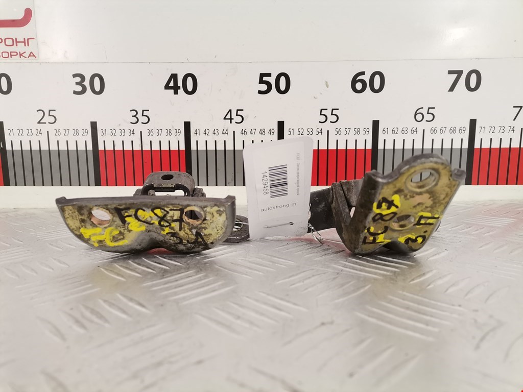 Петля двери задней правой Hyundai Sonata 5 (2004-2010)