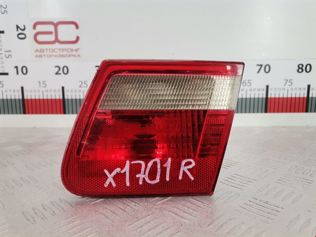 Фонарь задний внутренний правый BMW 3er E46 1998-2006