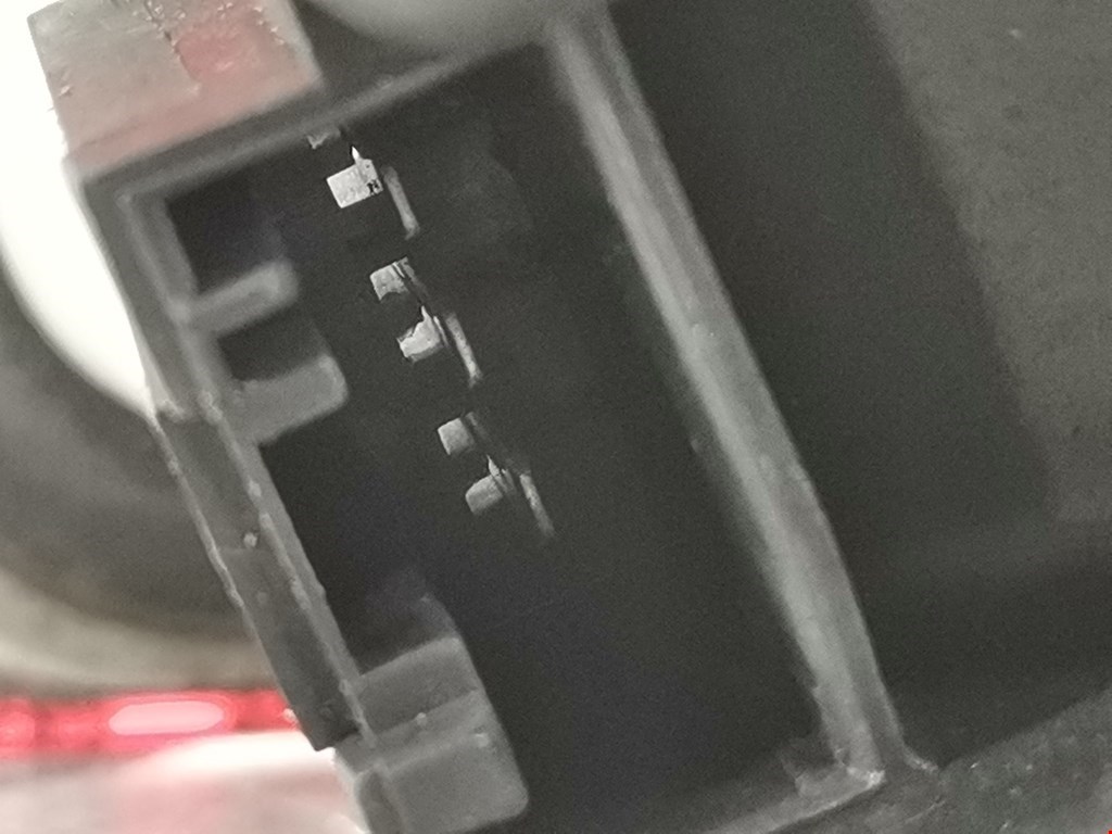 Фонарь задний внутренний правый BMW 3er E46 1998-2006