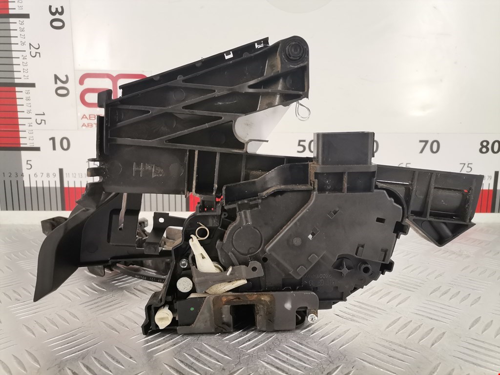 Замок двери задней левой FORD Focus II 2005-2011