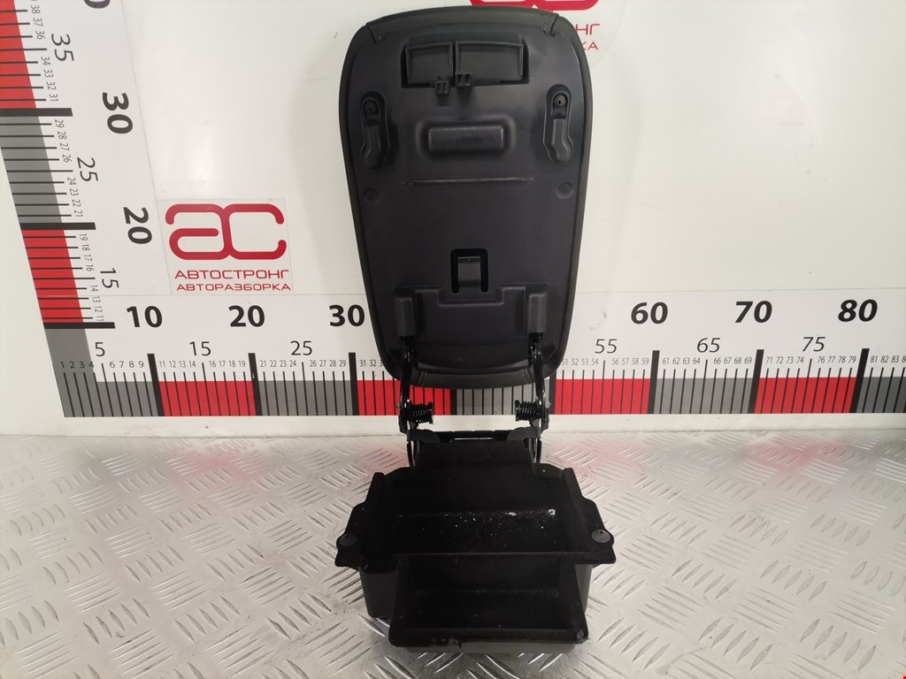 Подлокотник в салон FORD Mondeo V 2015-н.в.