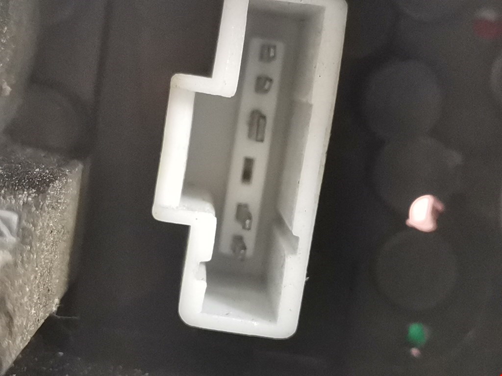 Фонарь задний левый PEUGEOT 206 1998-2012