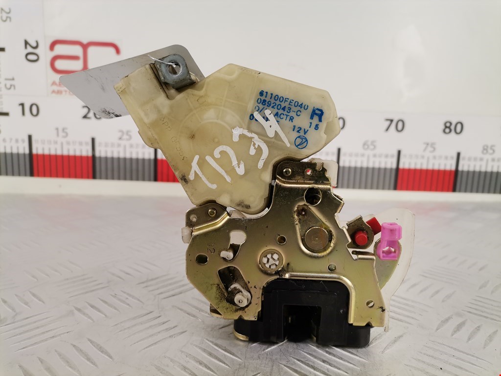 Замок двери задней правой SUBARU Impreza 2000-2007