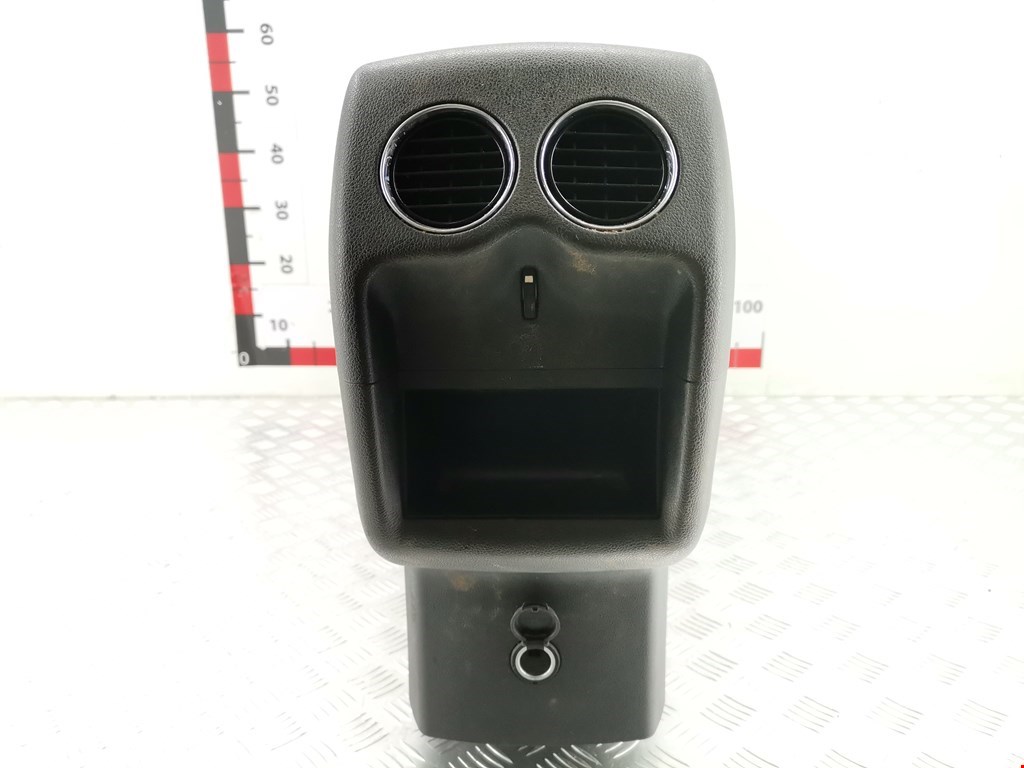 Подлокотник в салон PEUGEOT Partner 2008-2018