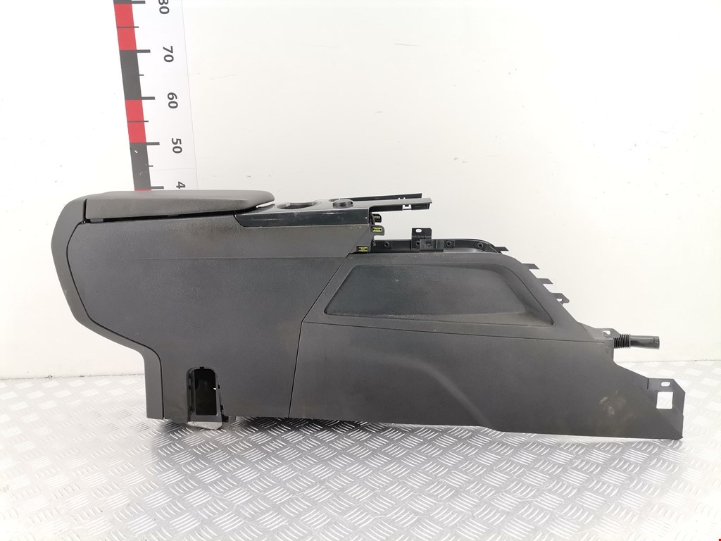 Подлокотник в салон PEUGEOT Partner 2008-2018