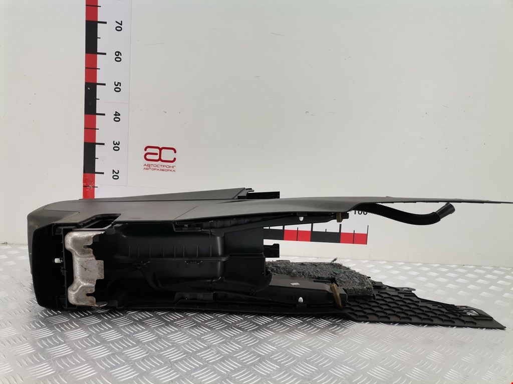 Подлокотник в салон PEUGEOT Partner 2008-2018